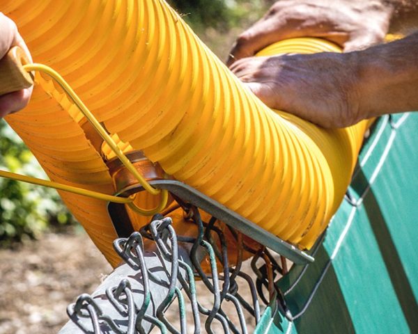 FENCE ZIPPER